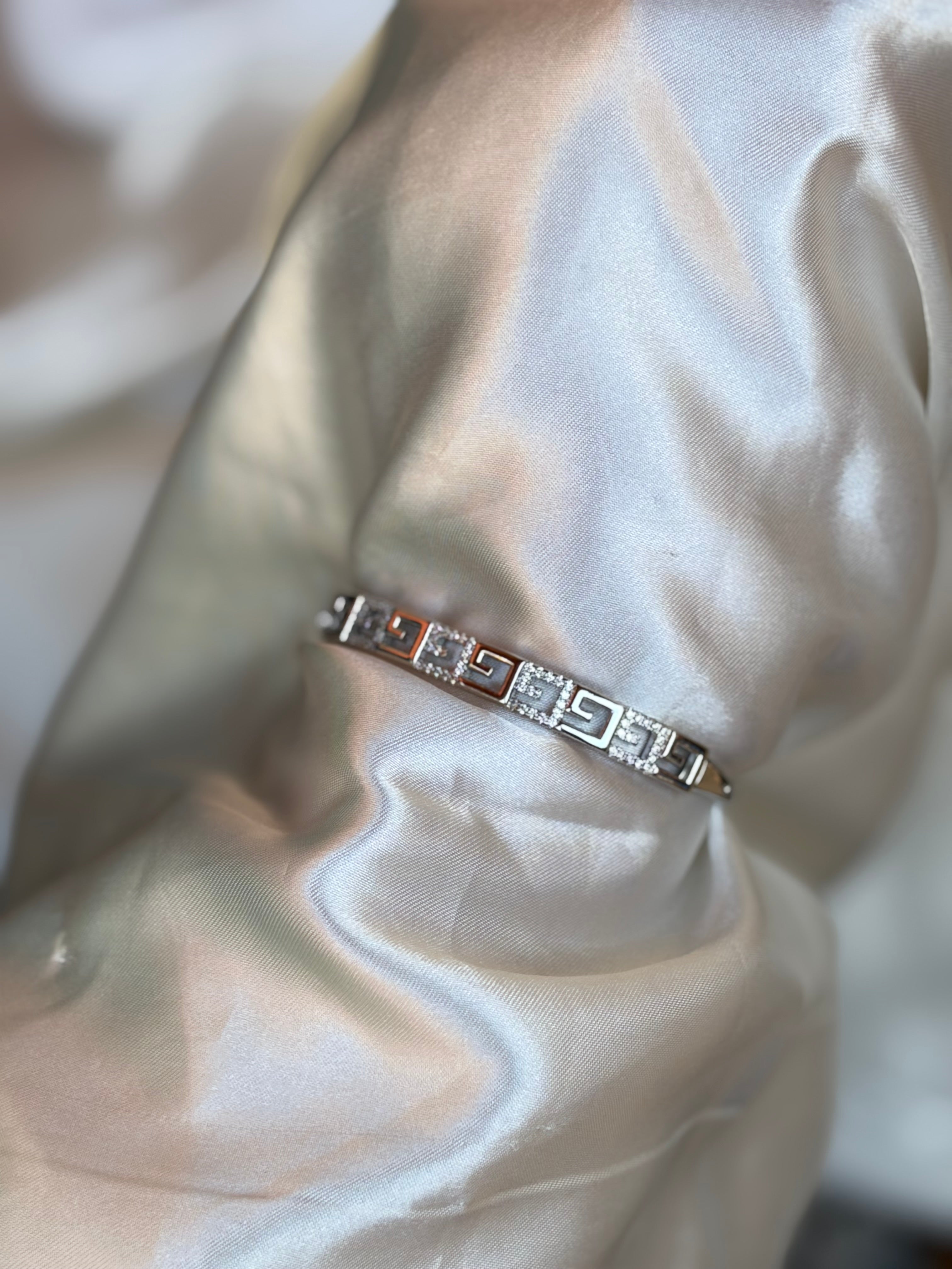 Ατσάλινη Χειροπέδα με σχέδιο Μαίανδρος