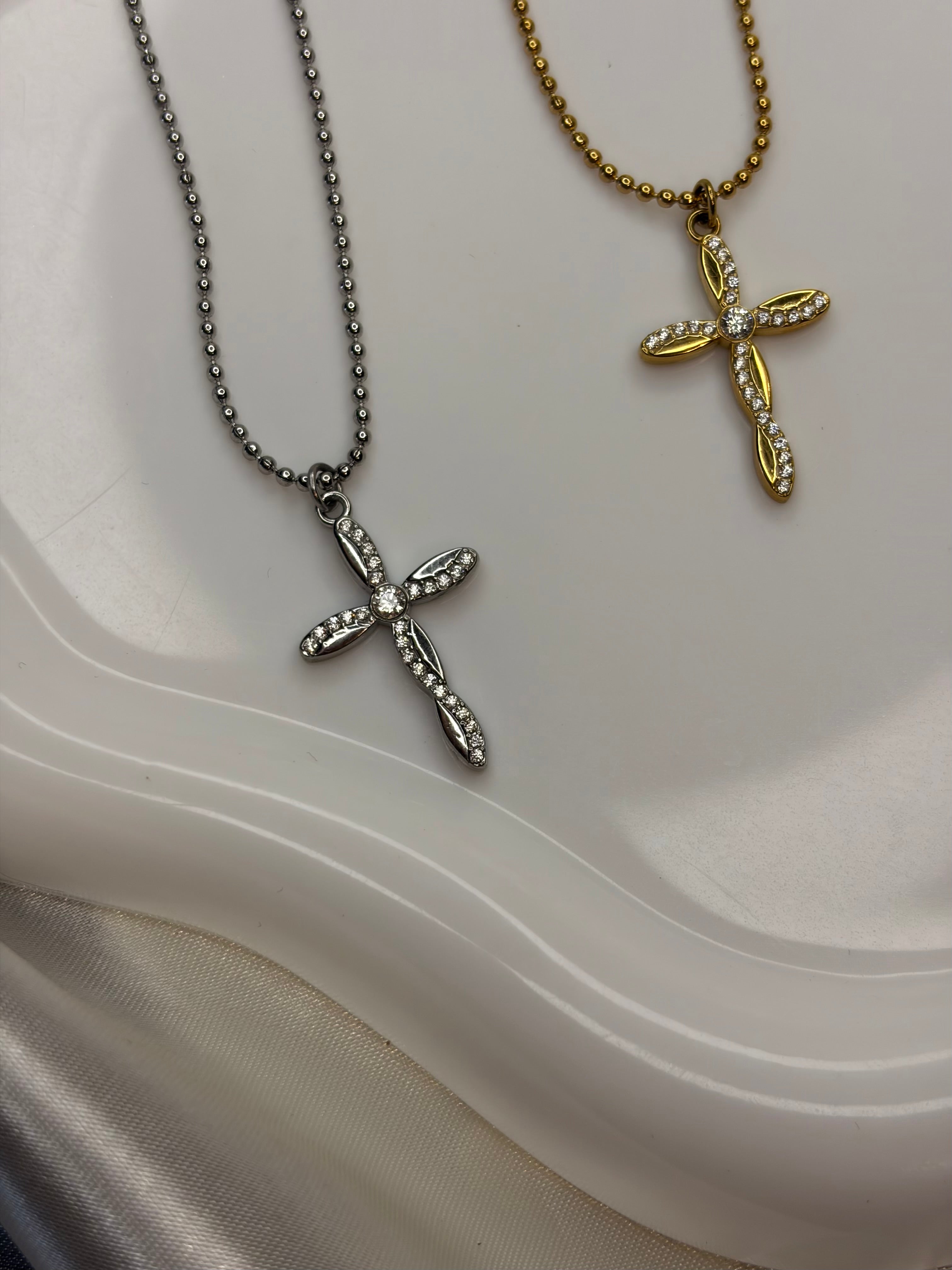 Ατσάλινος Σταυρός minimal