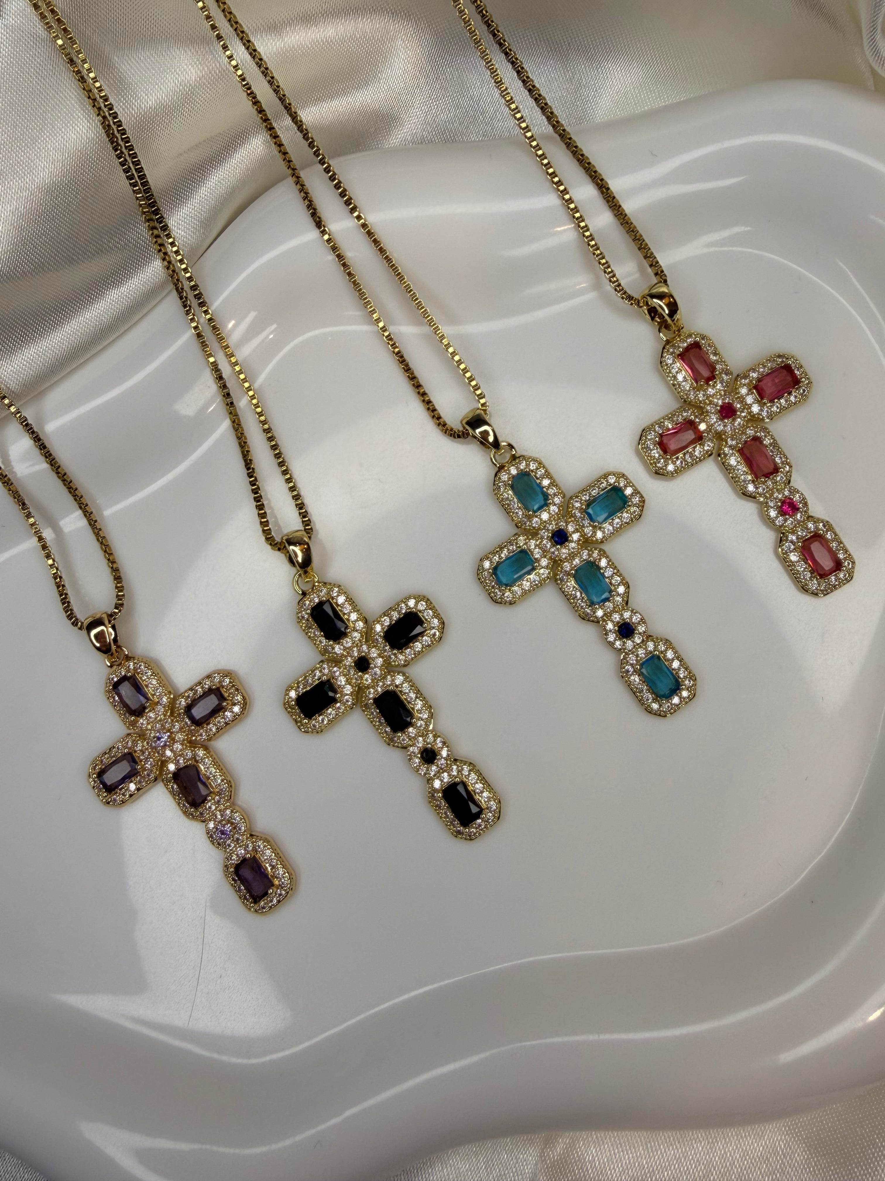 Ατσάλινος Σταυρός με Κρύσταλλα