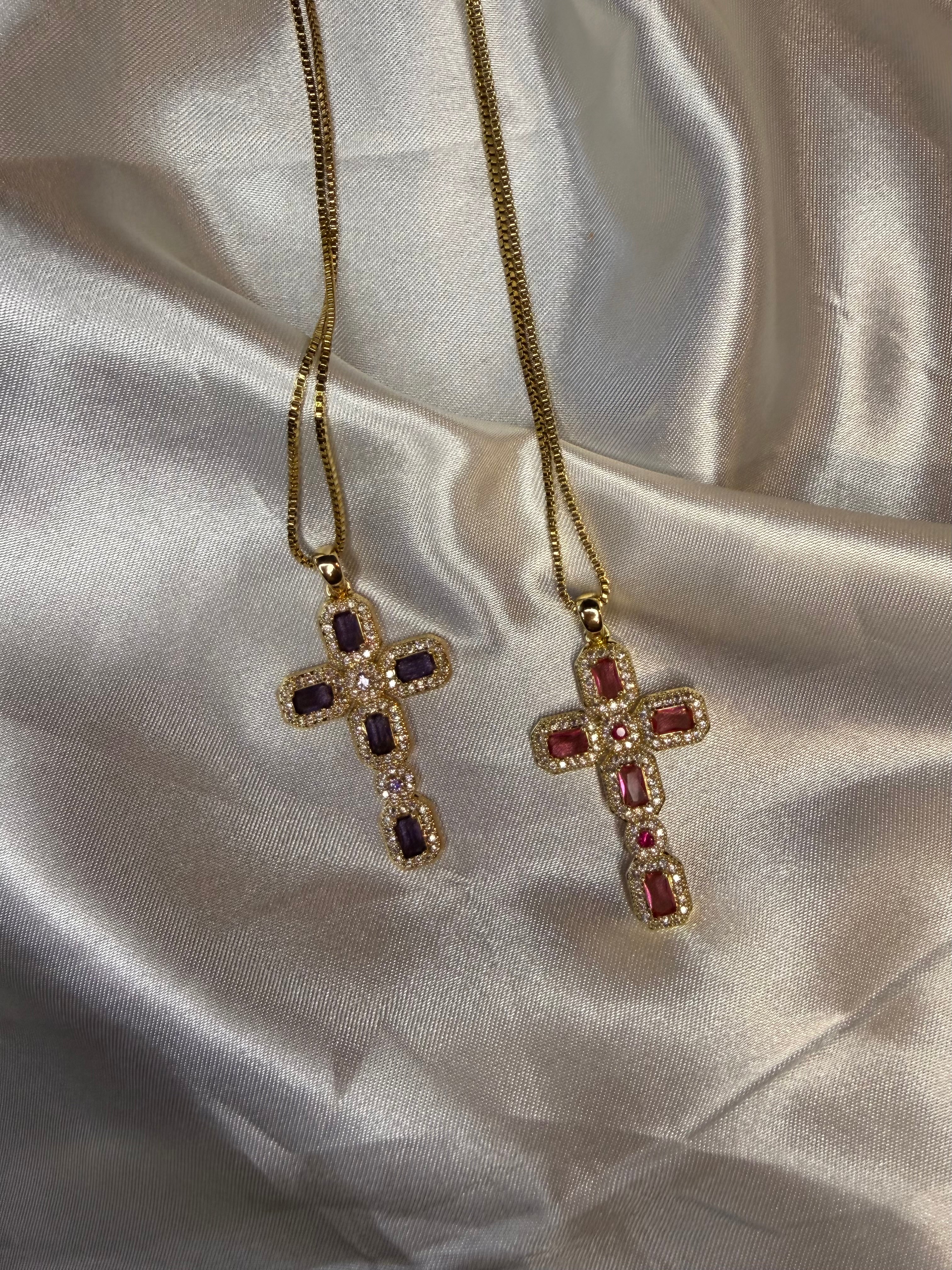 Ατσάλινος Σταυρός με Κρύσταλλα